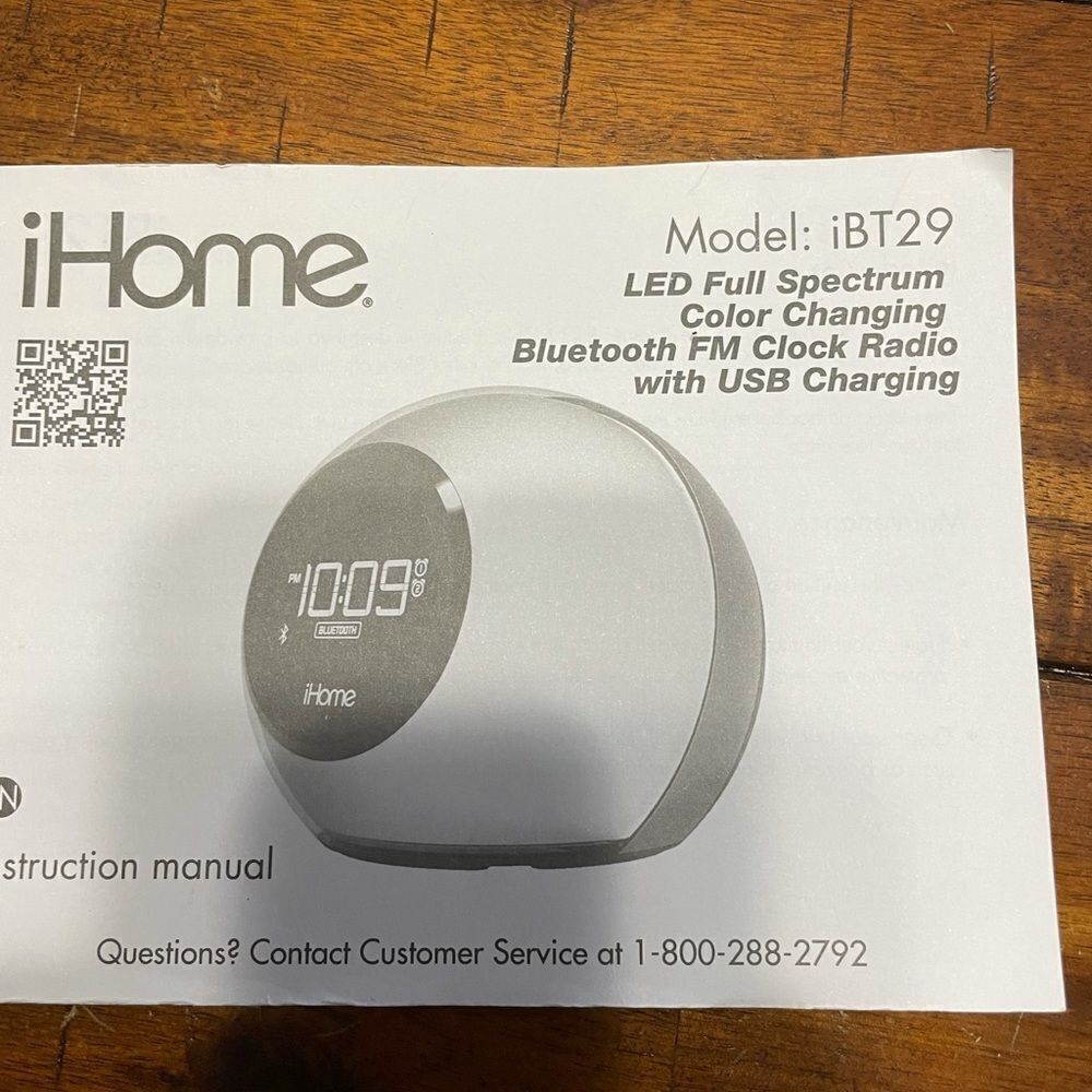 IHome Clock With Color Changing Light - Picture 3 of 3